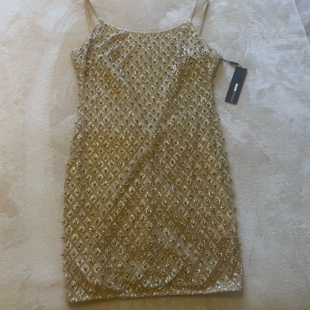 Fashion Nova gold sparkly Roxi dress
